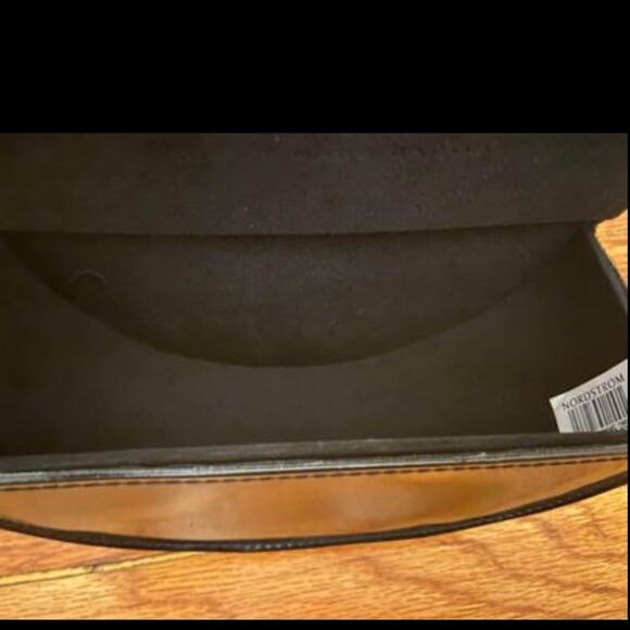 MARC by Marc Jacobs Large Black Sunglasses Hard Case - Picture 6 of 7